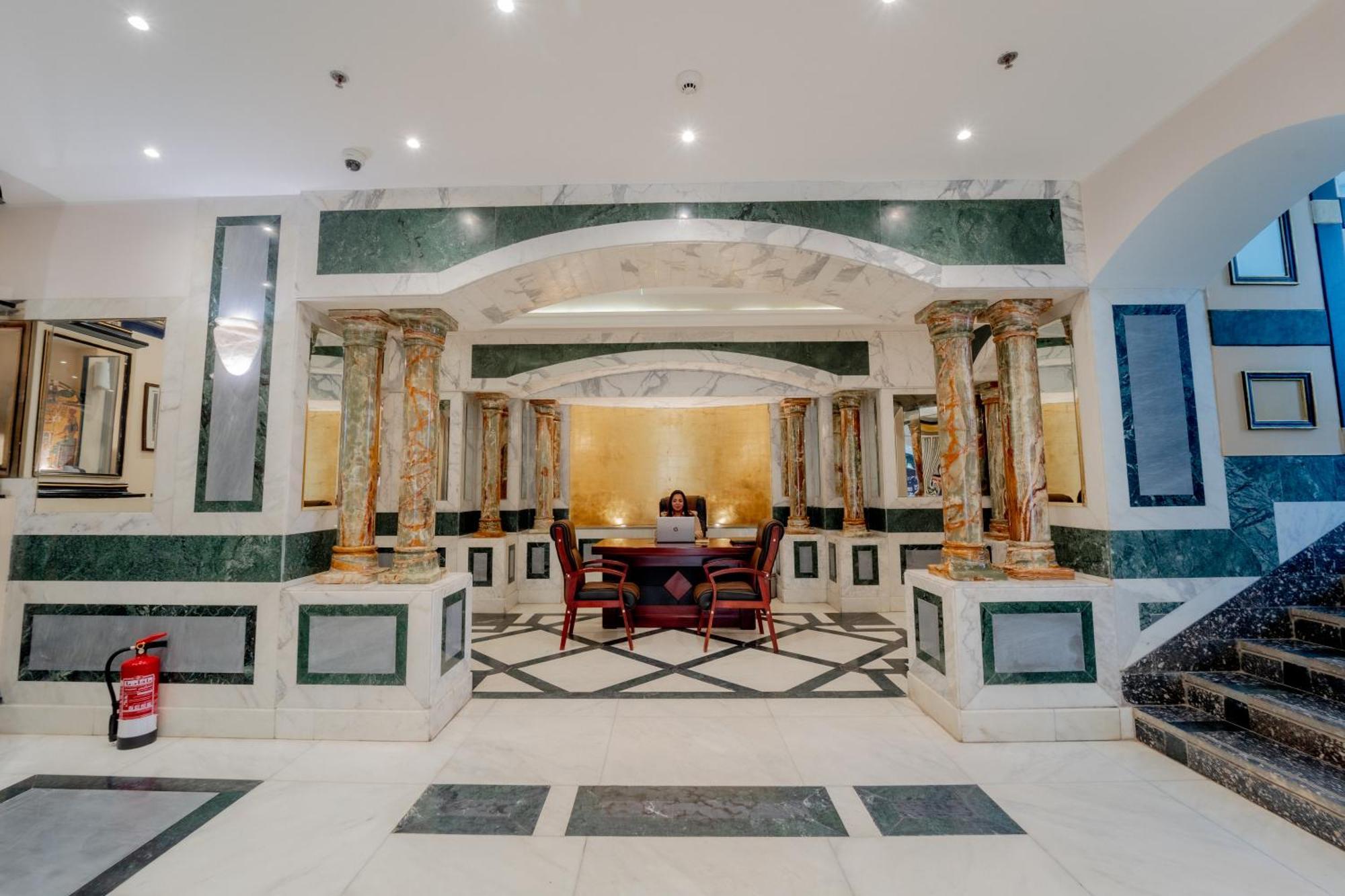 The Temple Hotel & Spa ルクソール エクステリア 写真